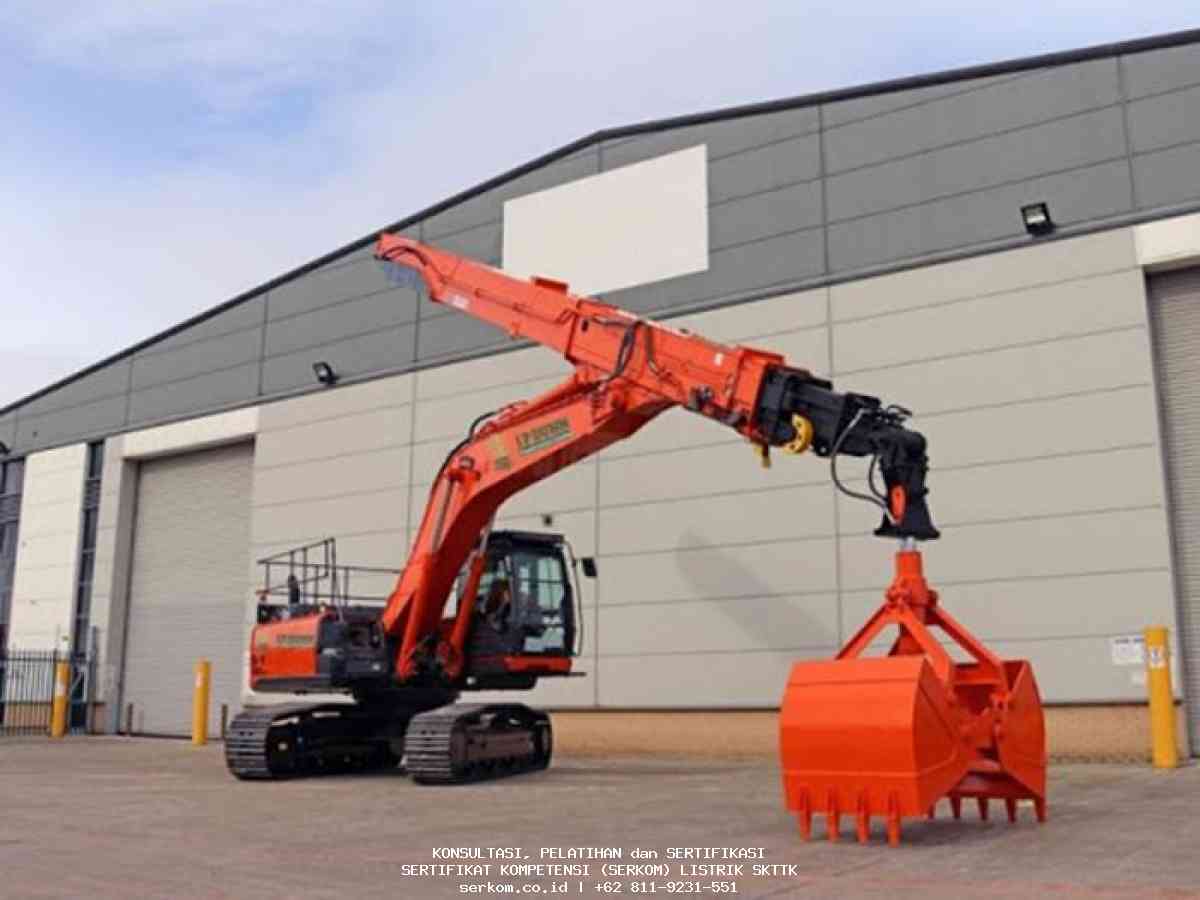 Clam Shell Excavator