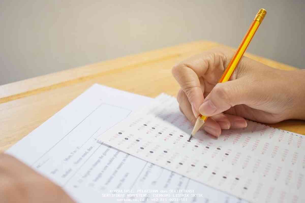 CONTOH SOAL UJIAN K3 UMUM, MATERI: K3 LISTRIK, KONSTRUKSI BANGUNAN DAN KEBAKARAN Part 1