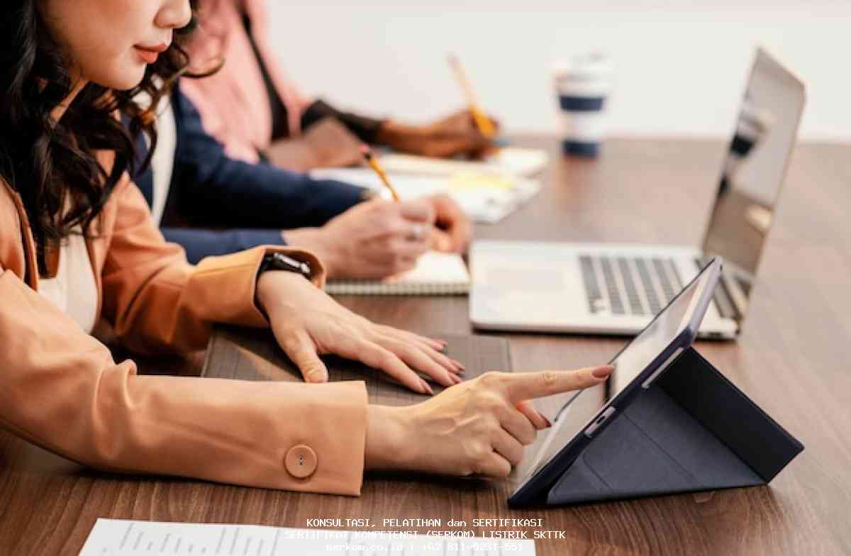 Sertifikat Kompetensi Listrik Online: Kunci Sukses Teknisi Profesional! Sertifikat Kompetensi Listrik Online: Kunci Sukses Teknisi Profesional!